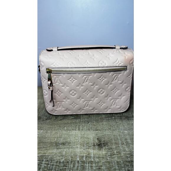 🩷SOLD🩷 Louis Vuitton Rose Pink Metis Crossbody Bag - Picture 4 of 7